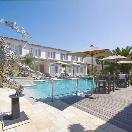 Le Clos Saint-Martin Hotel & Spa Екстериор снимка