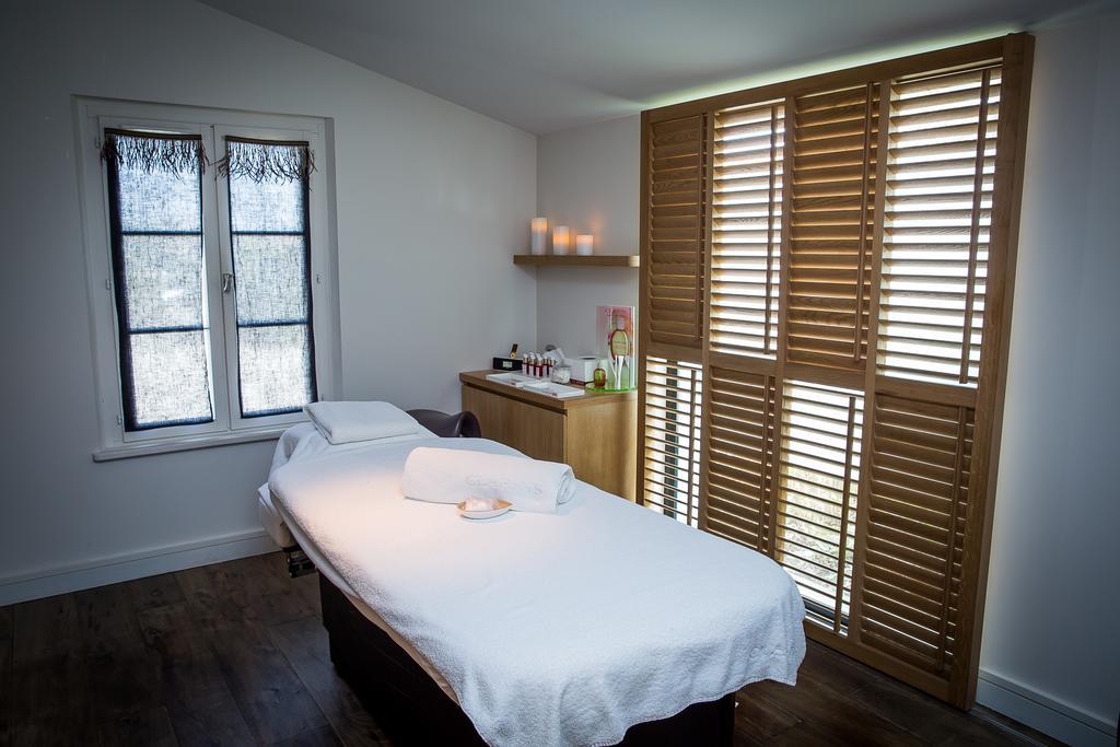 Le Clos Saint-Martin Hotel & Spa Екстериор снимка