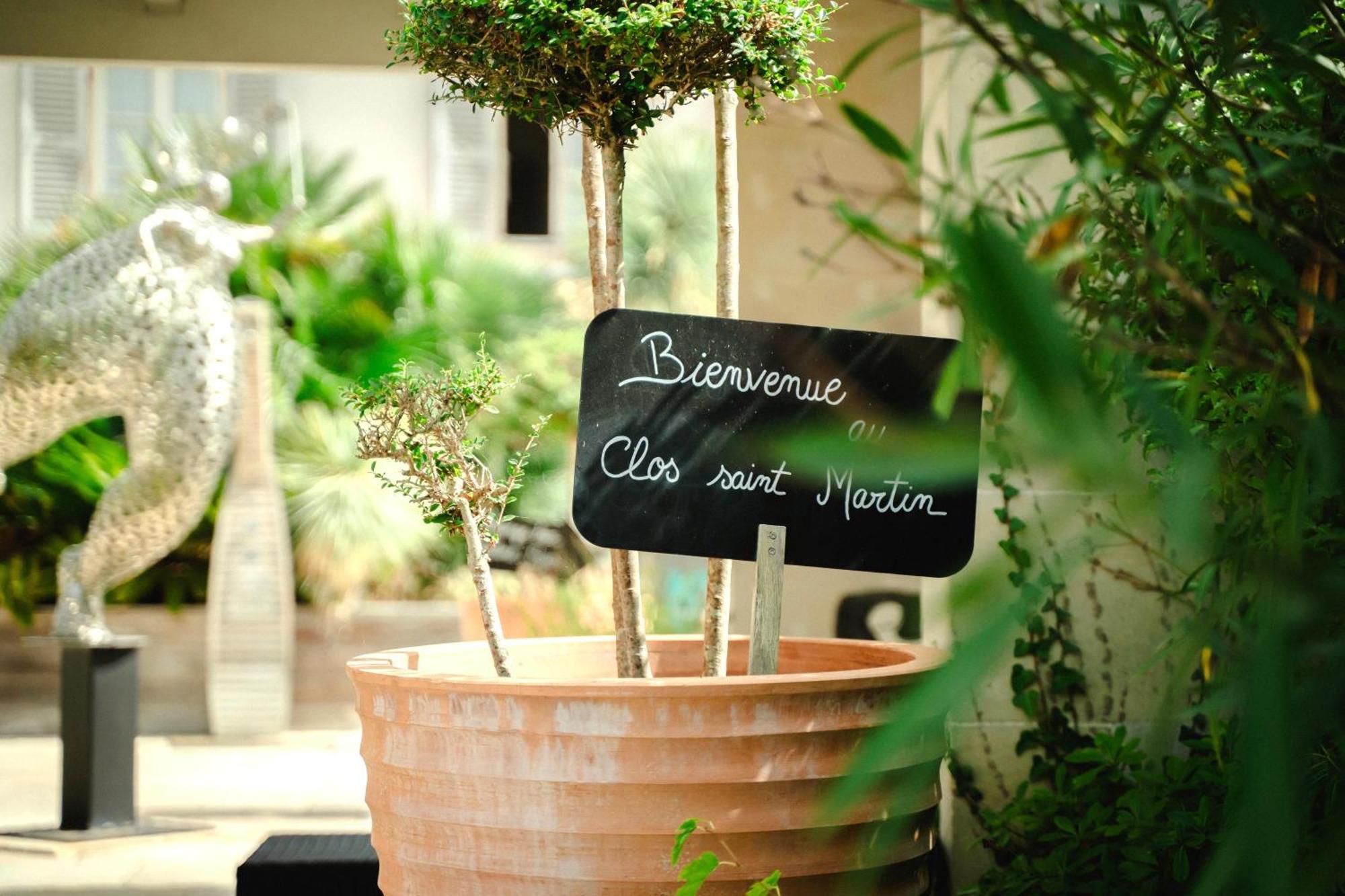 Le Clos Saint-Martin Hotel & Spa Екстериор снимка