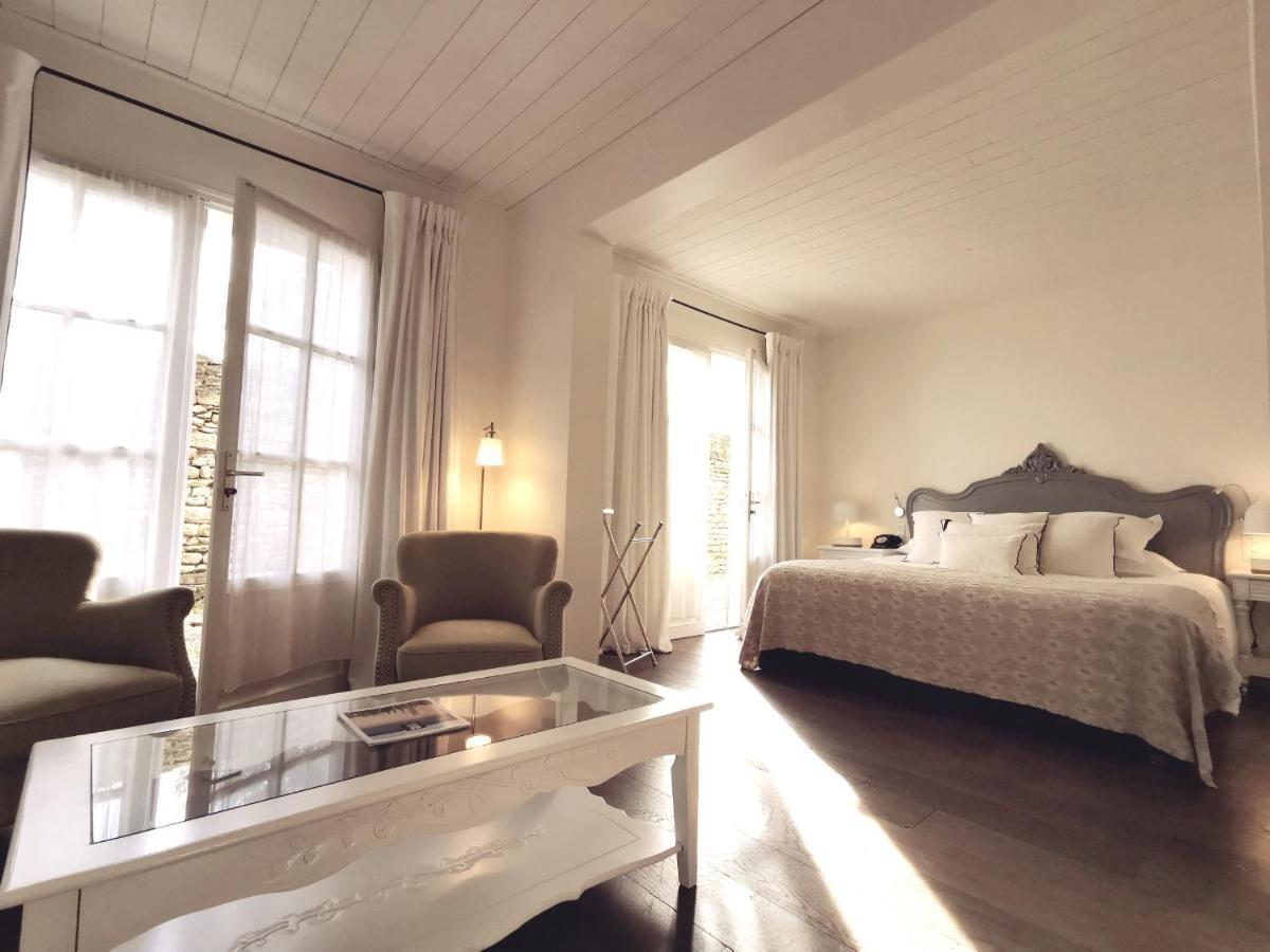 Le Clos Saint-Martin Hotel & Spa Екстериор снимка