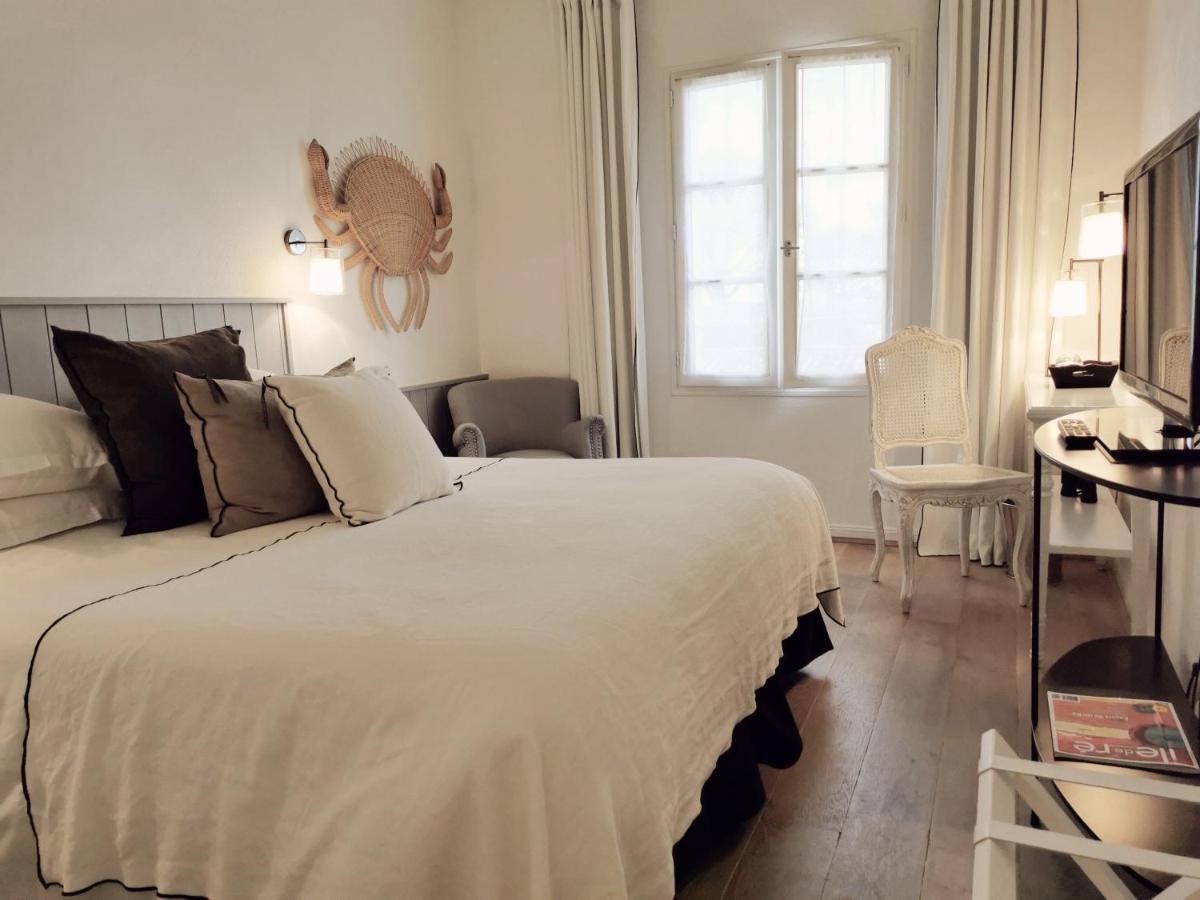 Le Clos Saint-Martin Hotel & Spa Екстериор снимка