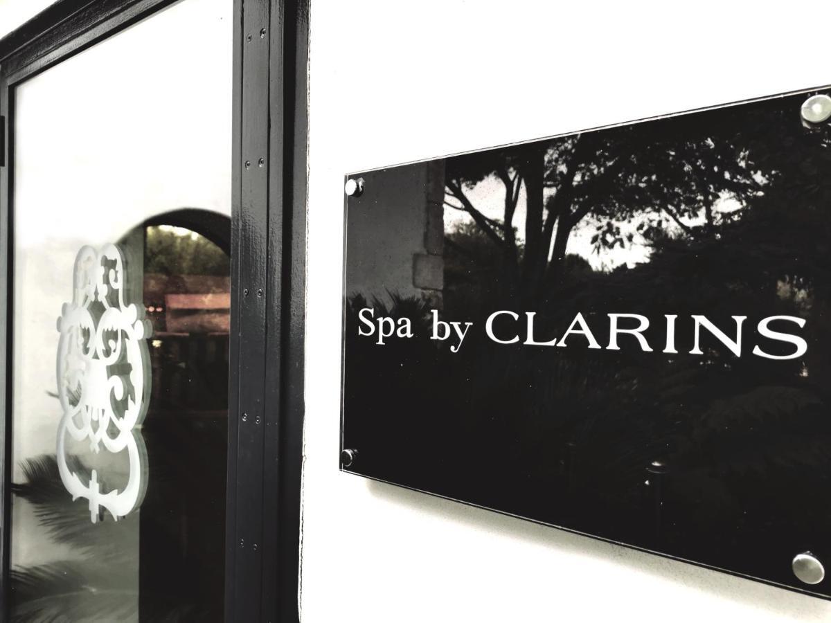 Le Clos Saint-Martin Hotel & Spa Екстериор снимка