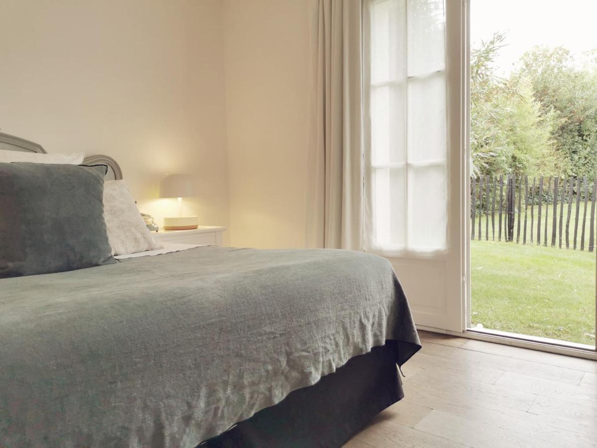 Le Clos Saint-Martin Hotel & Spa Екстериор снимка
